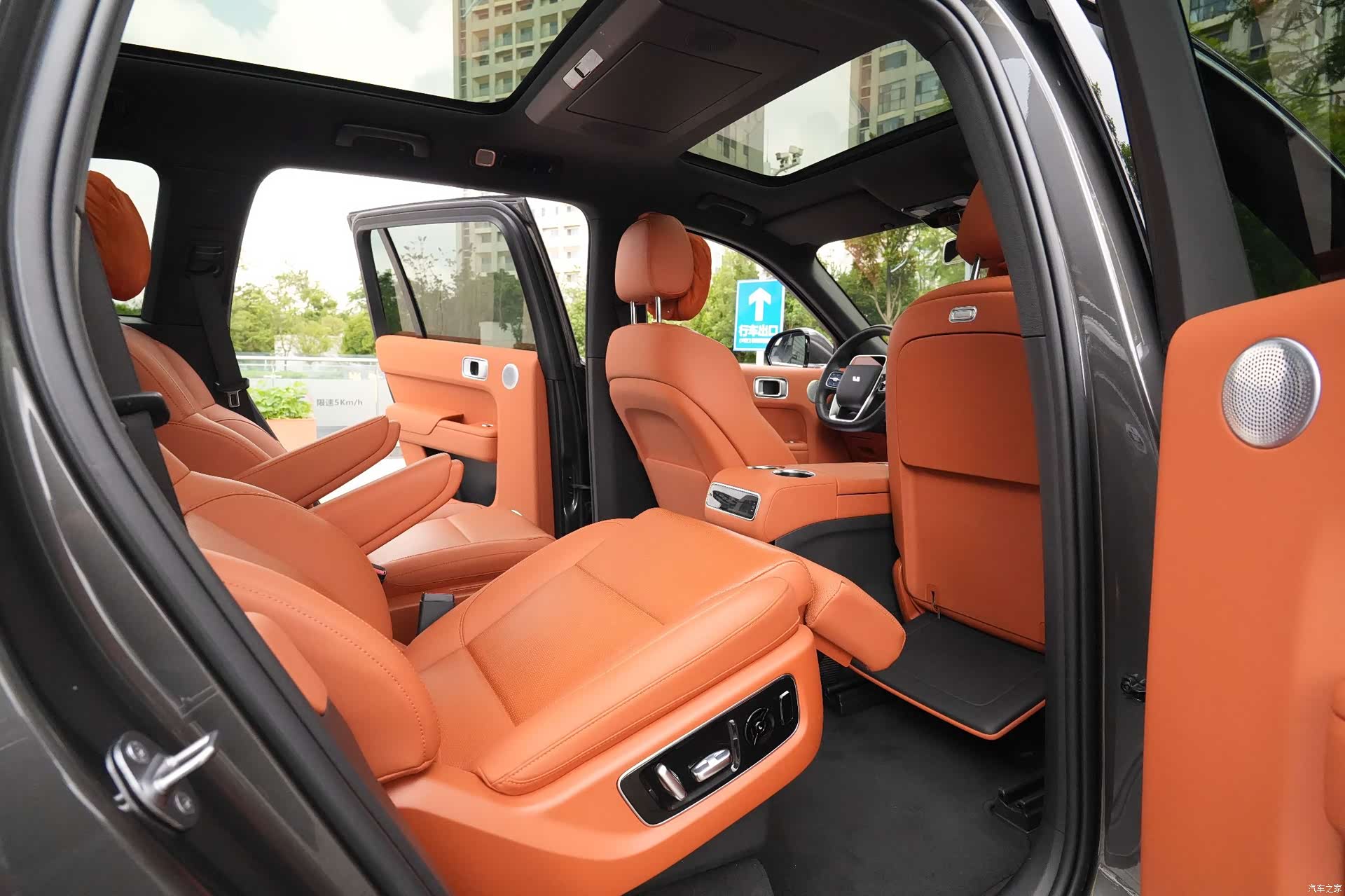 Li Auto L9, 2024 10