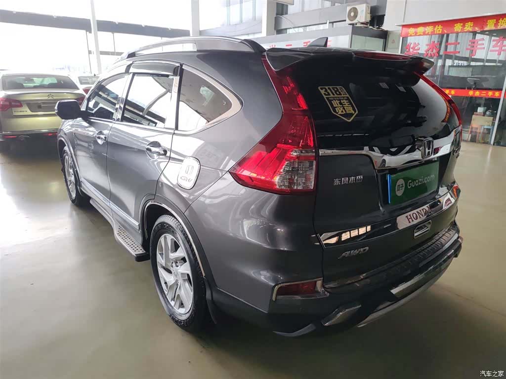 Honda CR-V, 2016 все фото