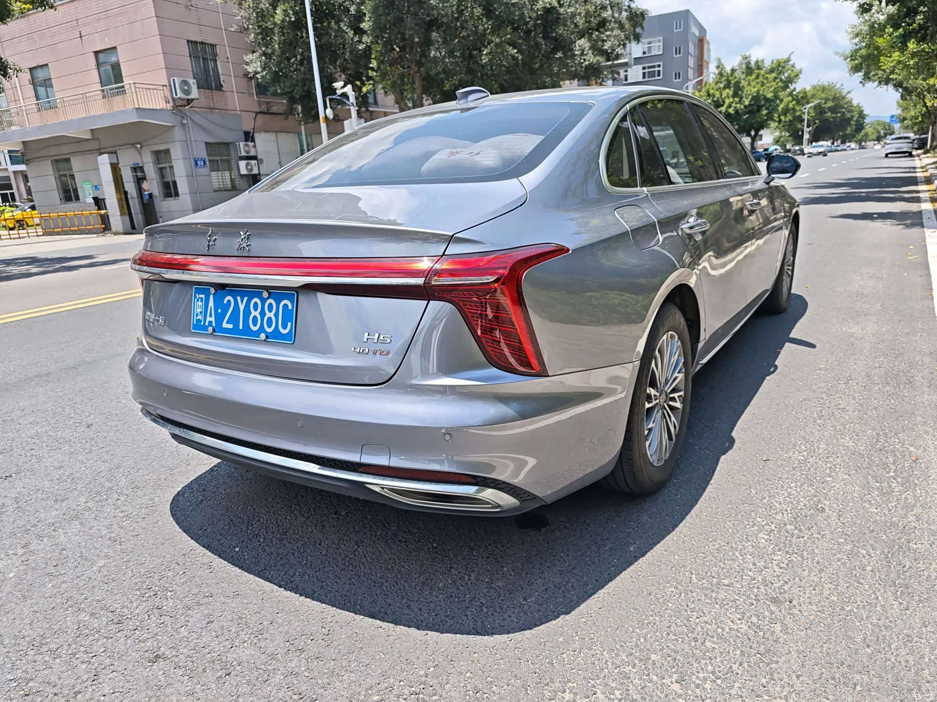 Hongqi H5, 2024 15