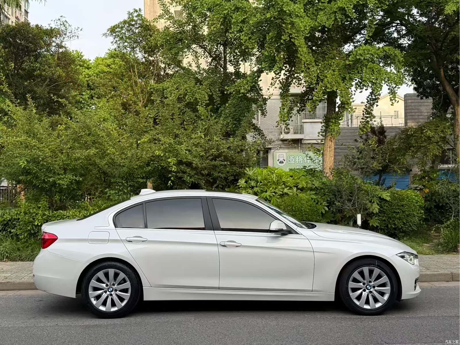 BMW 3 Series, 2017 7