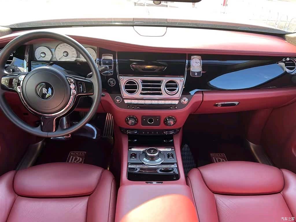 Rolls-Royce Ghost, 2018 7