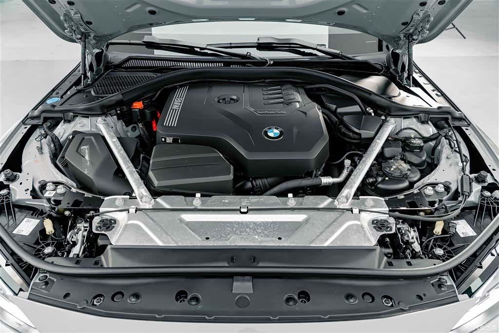 BMW 4 Series, 2025 22