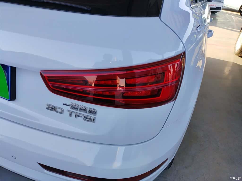 Audi Q3, 2019 24