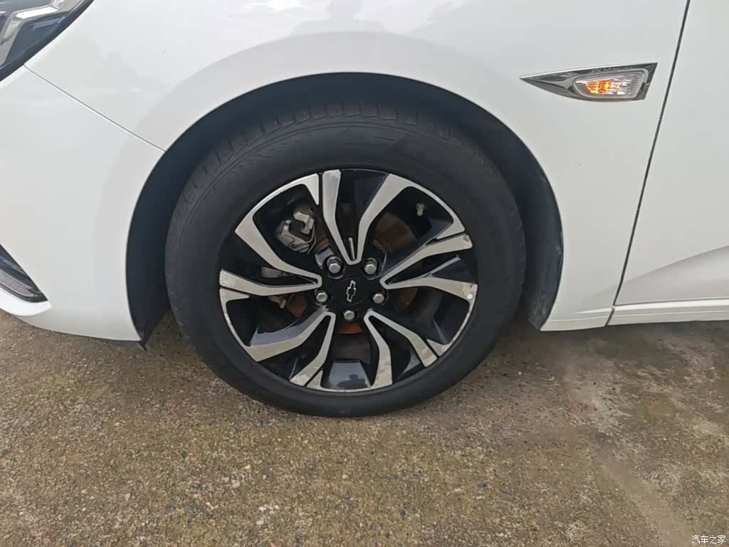 Chevrolet RS, 2019 23