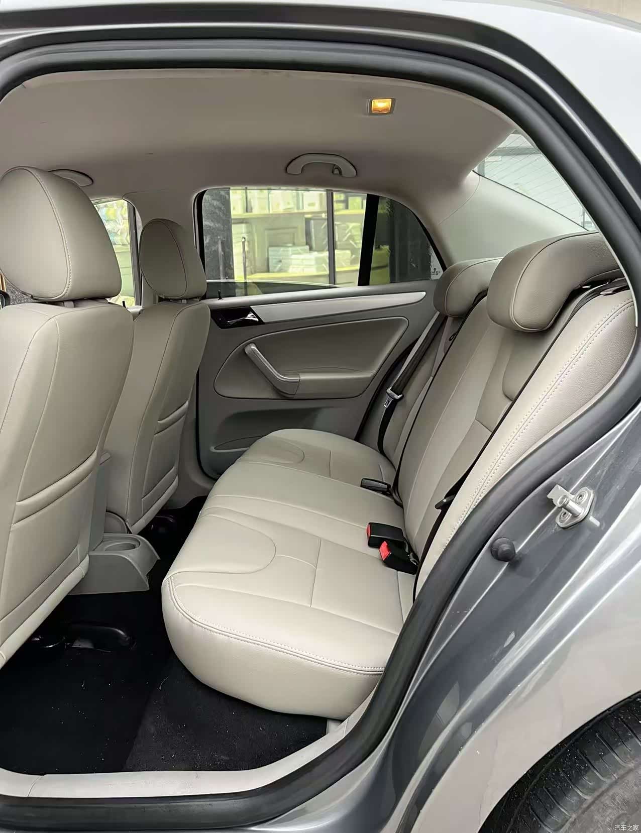 Volkswagen Bora, 2012 10