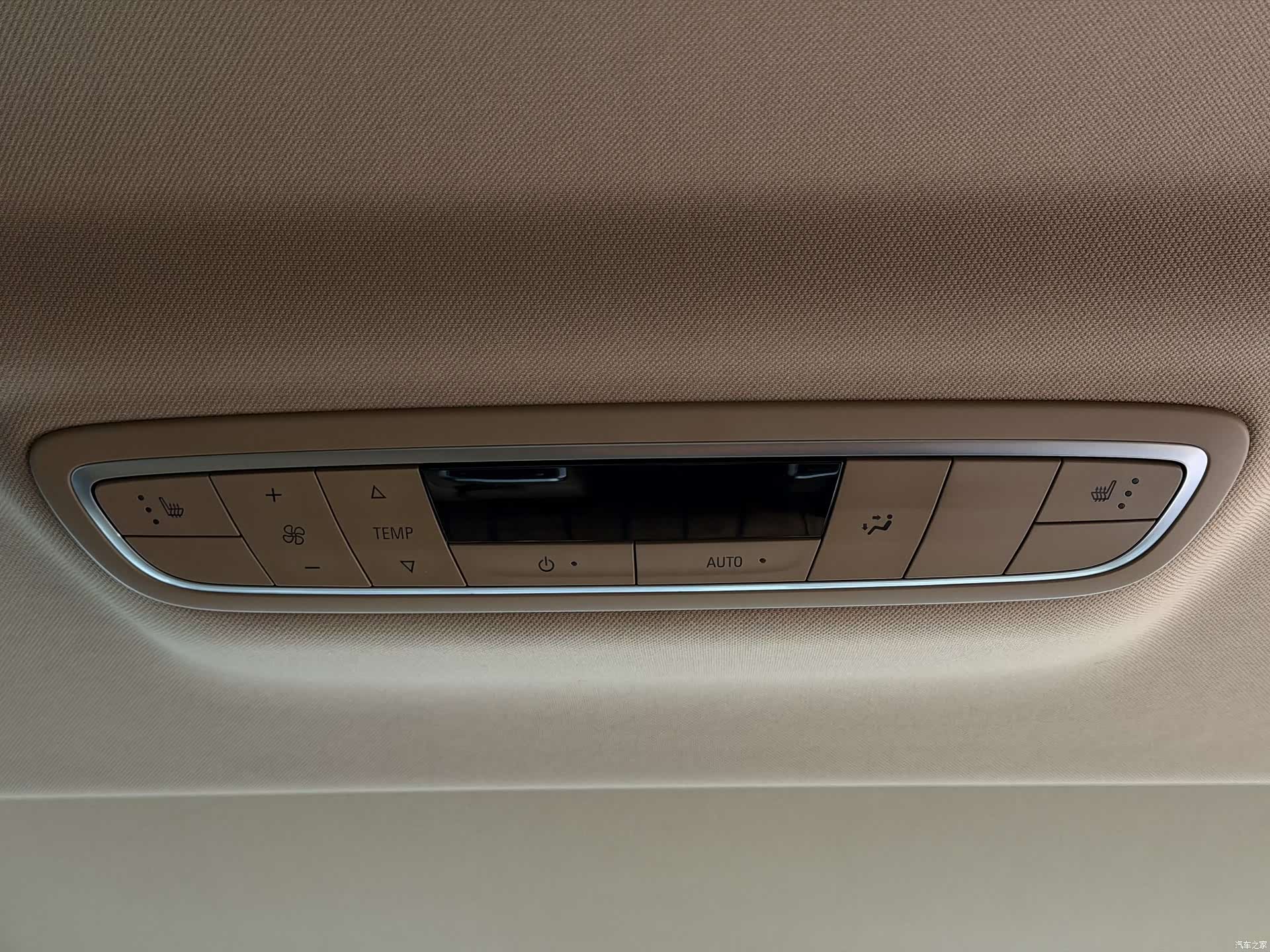 Buick GL8, 2020 14