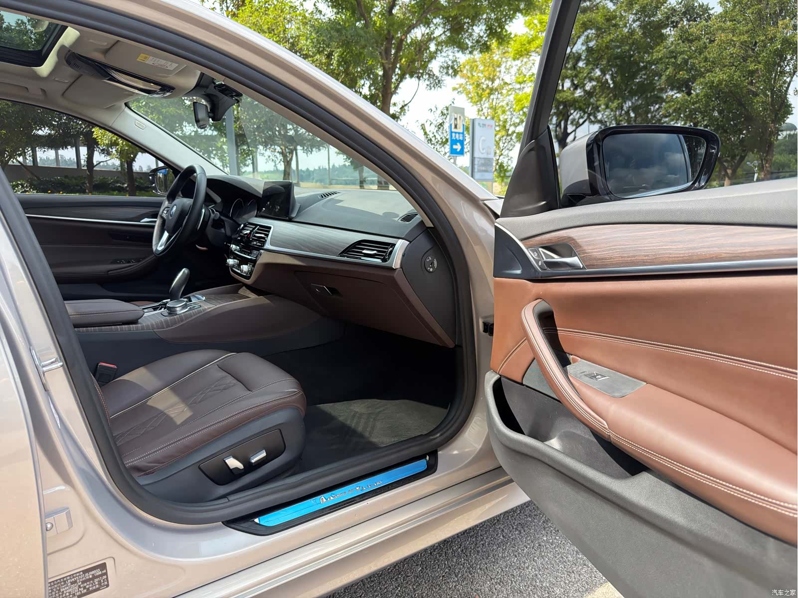 BMW 5 Series, 2017 35