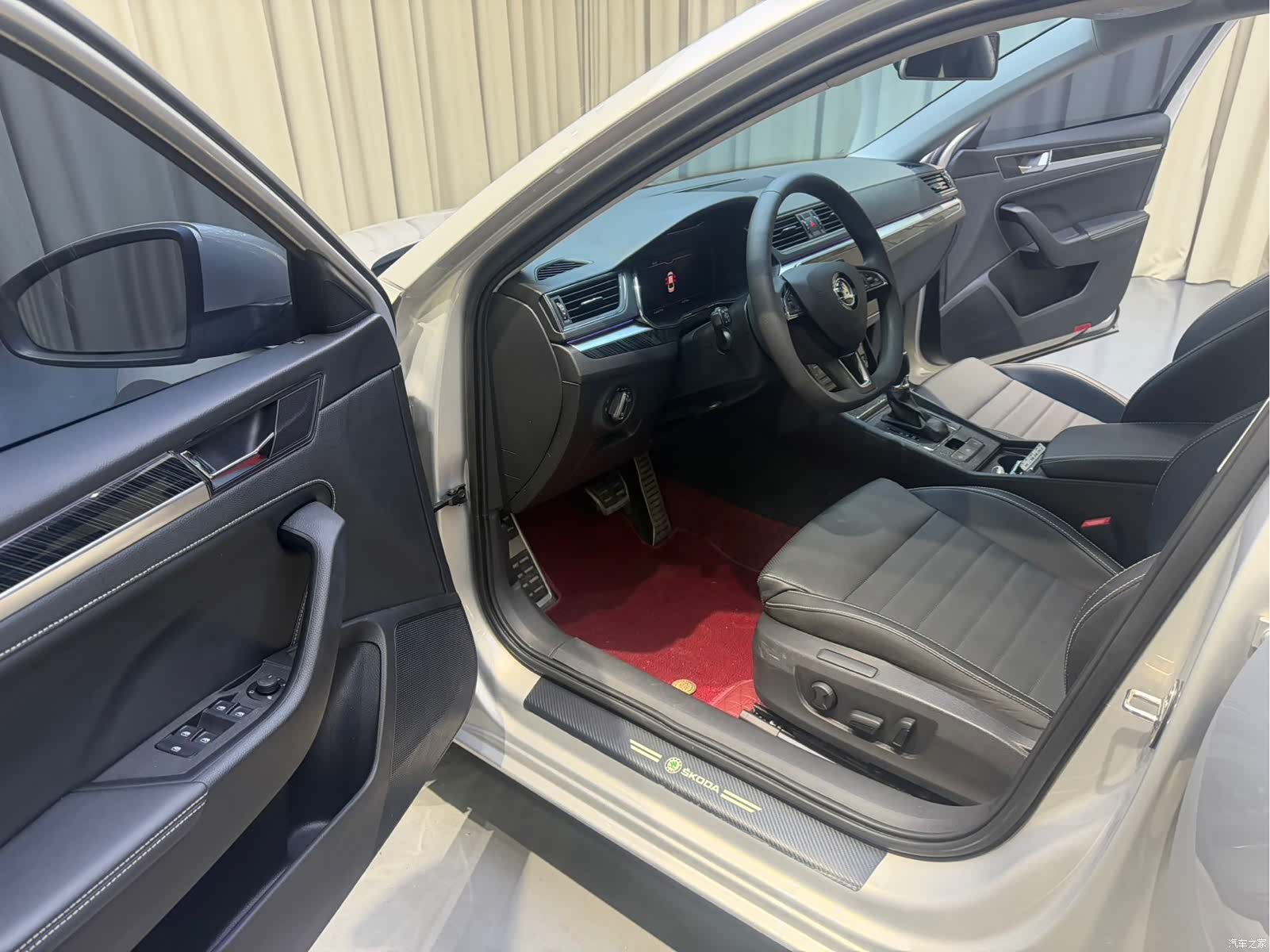 Skoda Superb, 2023 9