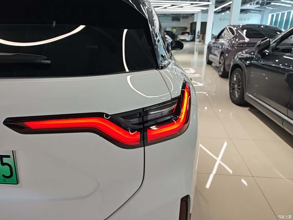 NIO ES6, 2022 8