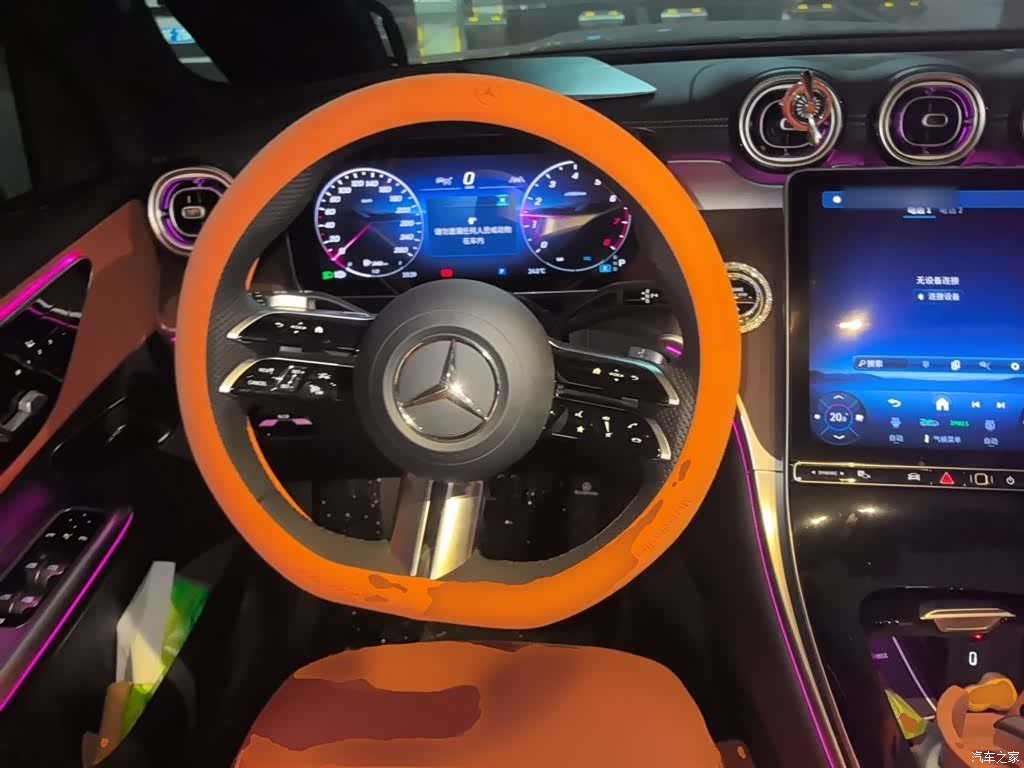 Mercedes-Benz GLC, 2025 11