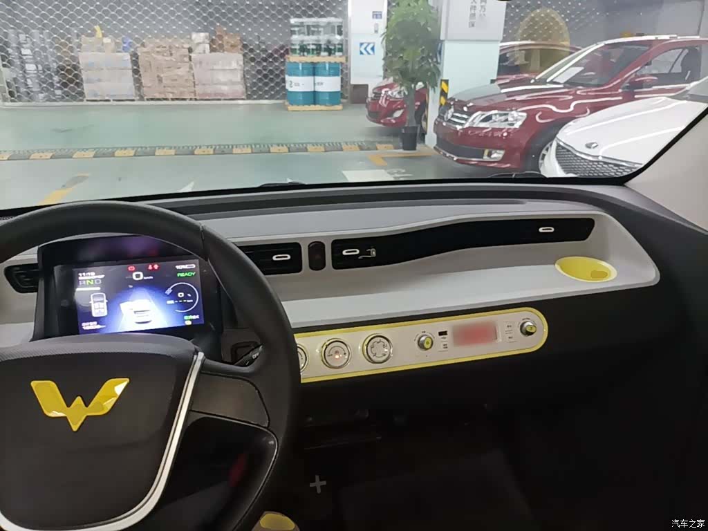 Wuling MINIEV, 2022 10