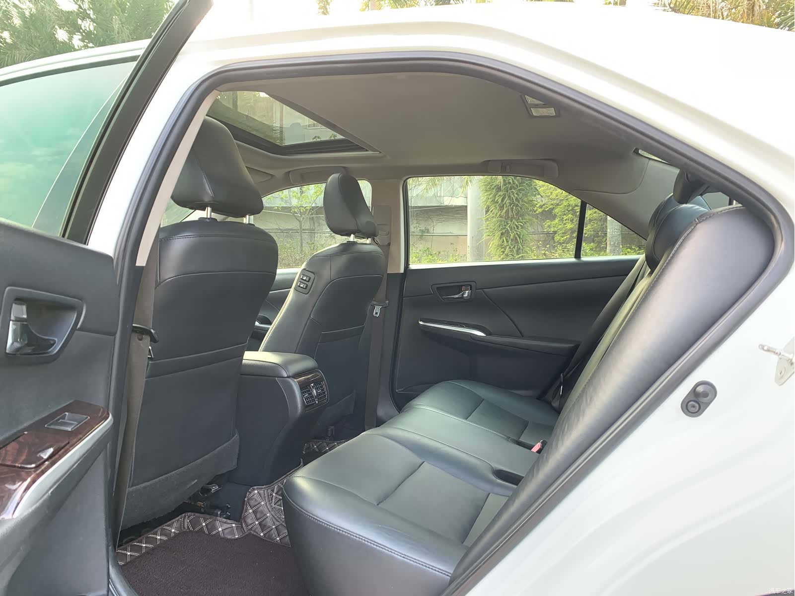 Toyota Camry, 2017 9