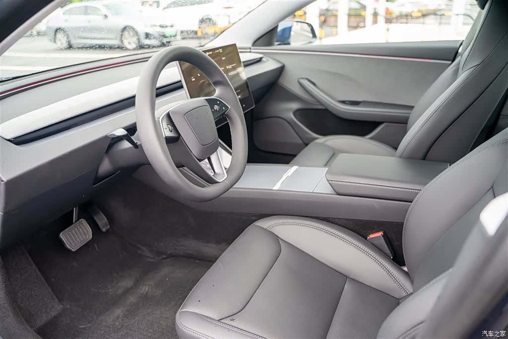 Tesla Model 3, 2026 9