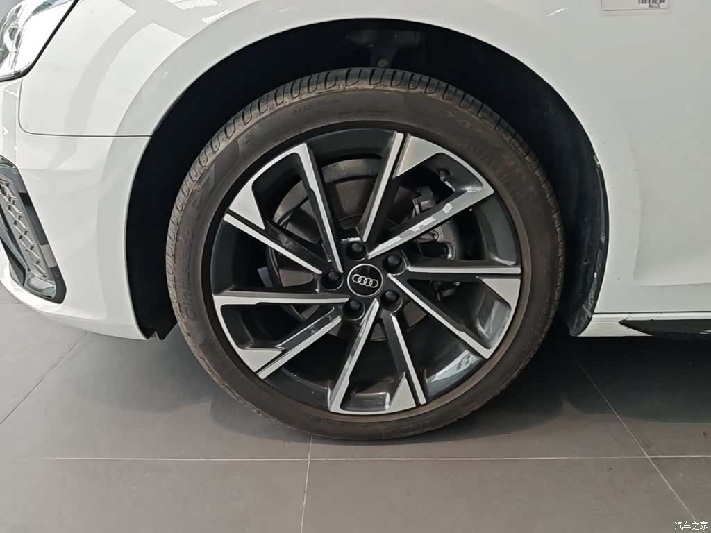 Audi A4L, 2023 23