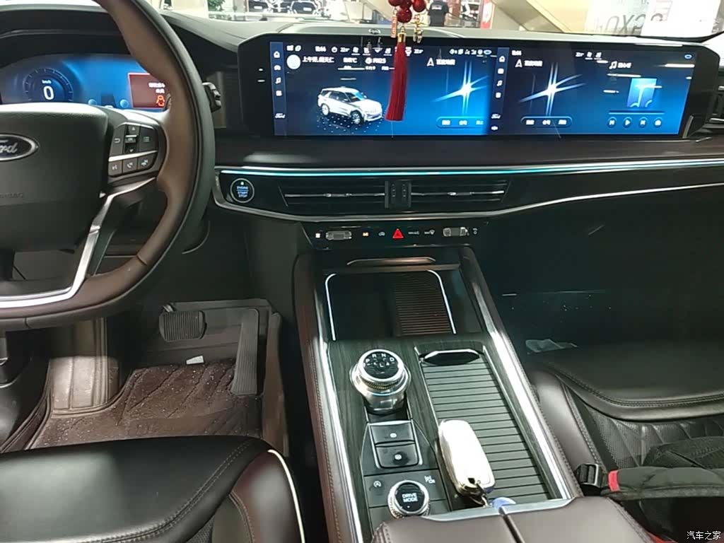 Ford Explorer, 2024 13