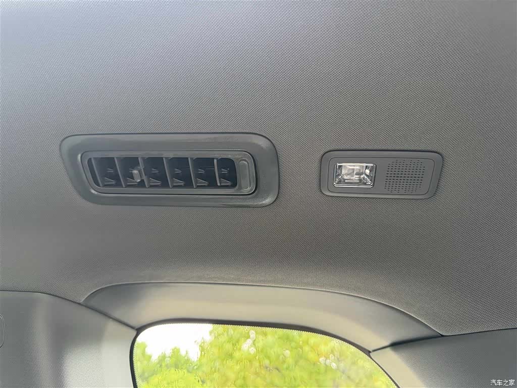 DongFeng eπ008, 2025 32