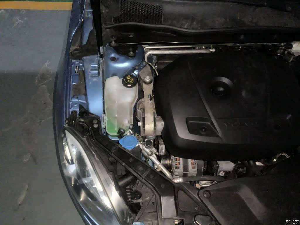 Volvo V40, 2016 23