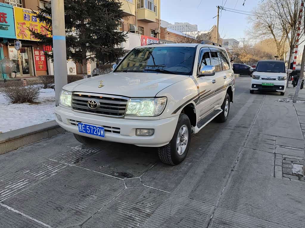 Toyota Land Cruiser