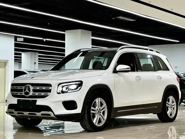 Mercedes-Benz GLB 2021 — купить из Китая под заказ