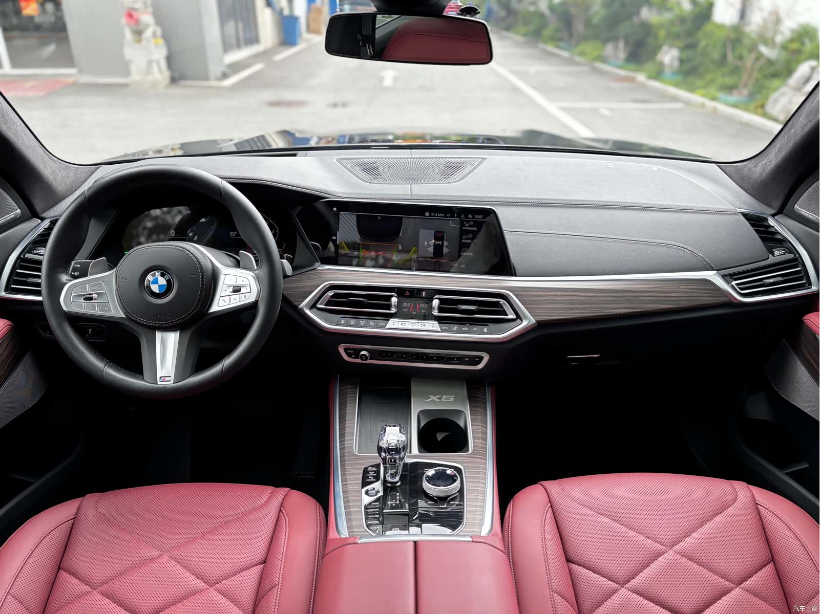 BMW X5, 2023 9