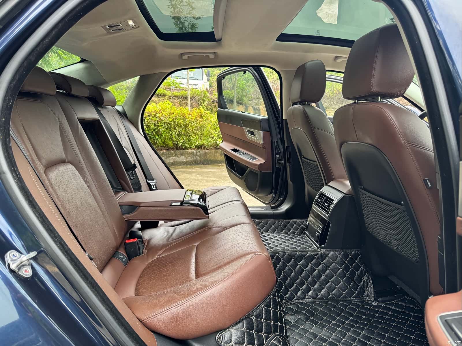 Land Rover XFL, 2018 14