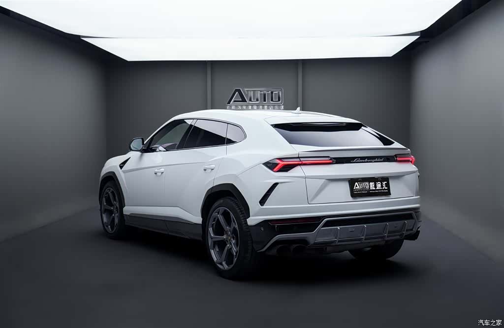 Lamborghini Urus, 2019 6