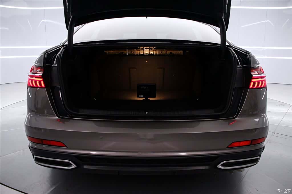 Audi A6L, 2020 15