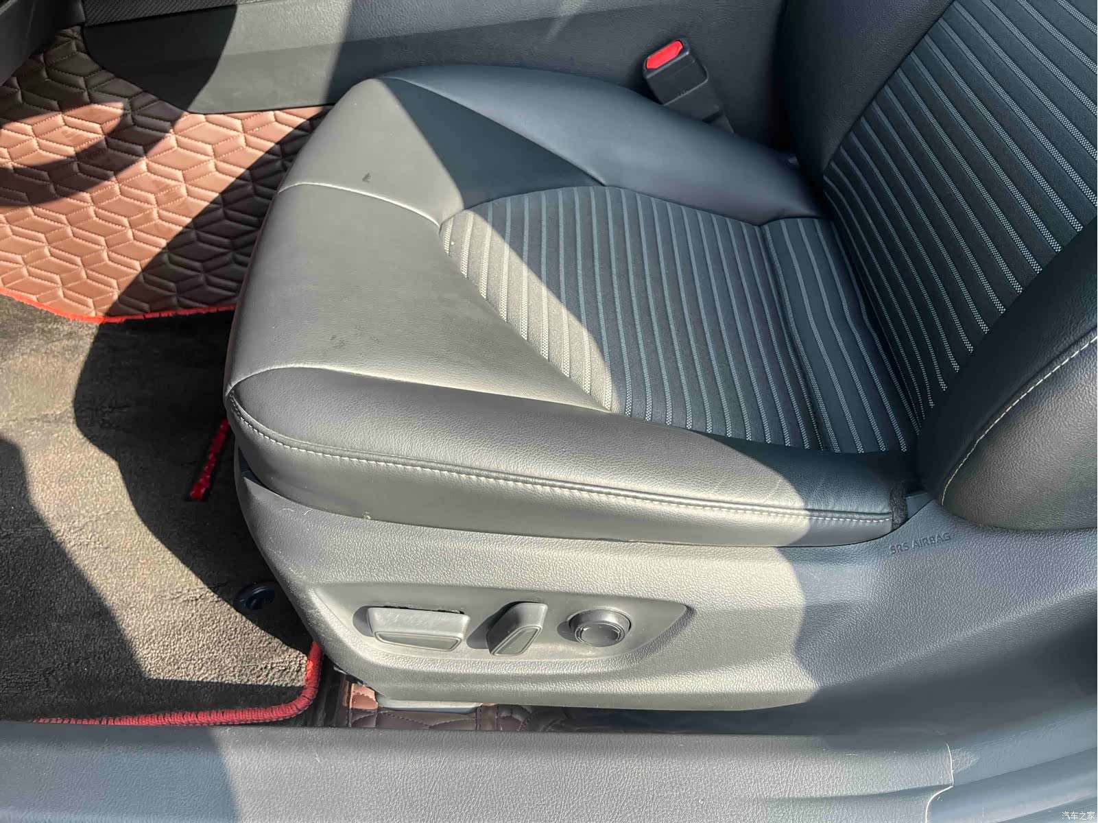 Toyota Camry, 2023 9