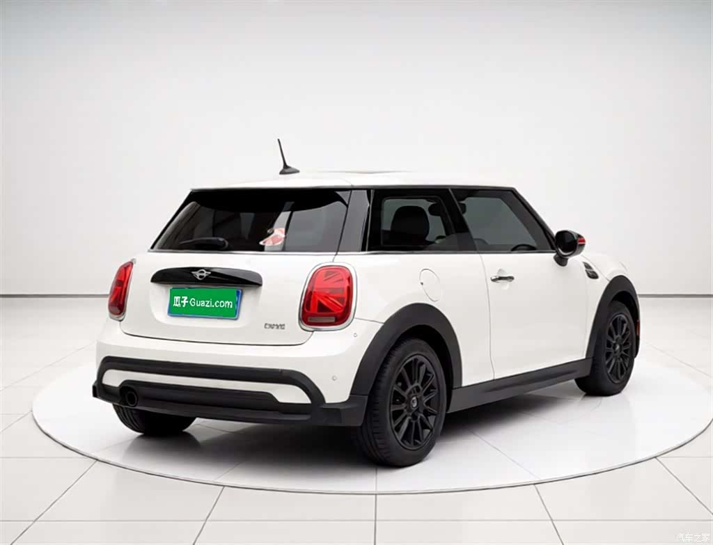 Mini ONE, 2024 6