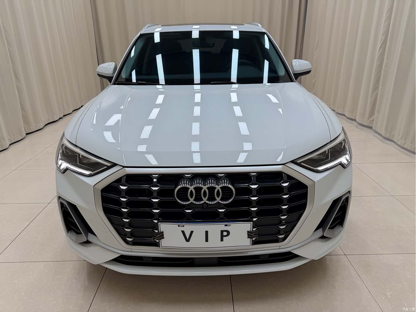 Audi Q3, 2022 2