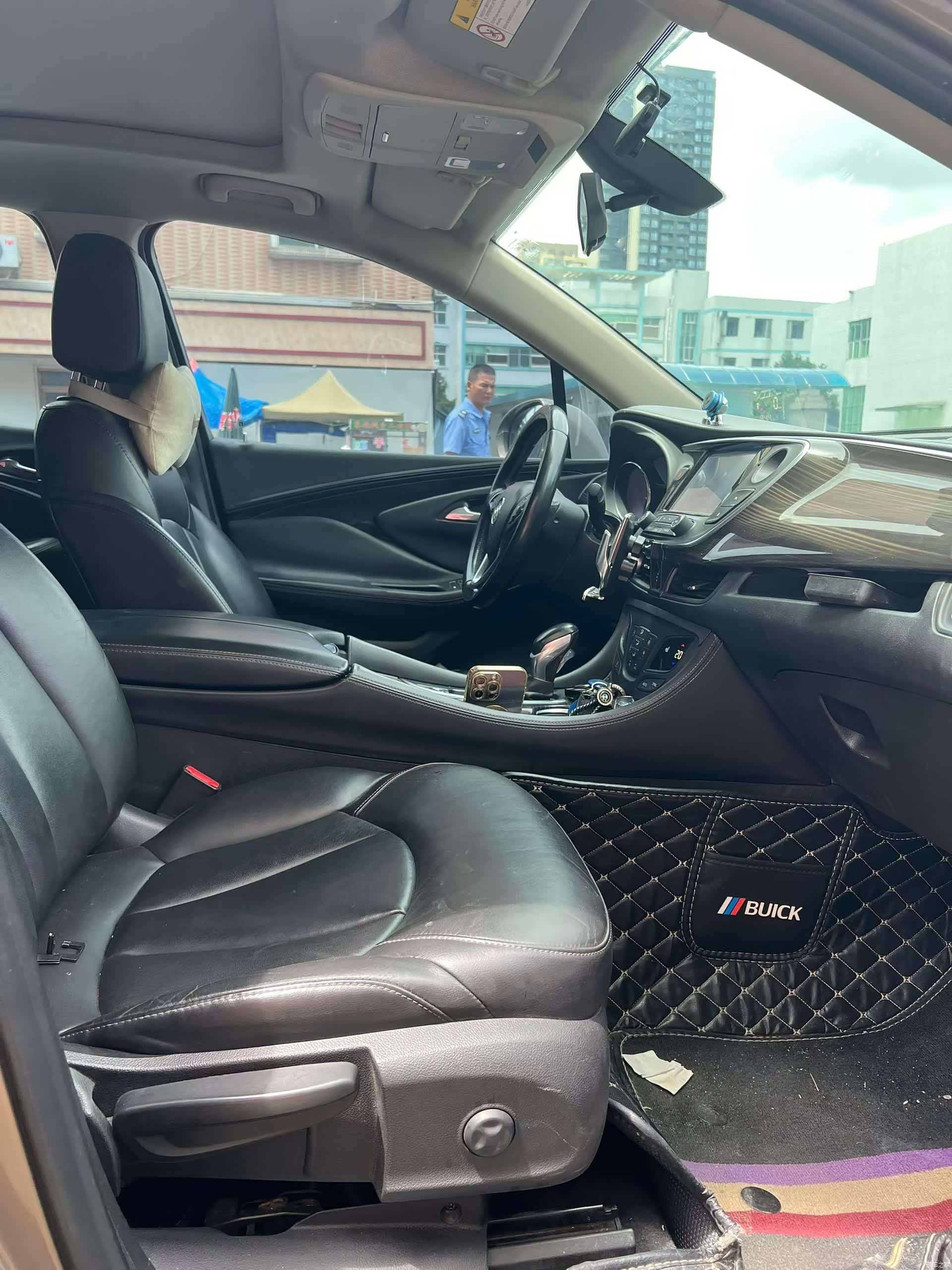 Buick Envision Plus, 2018 8