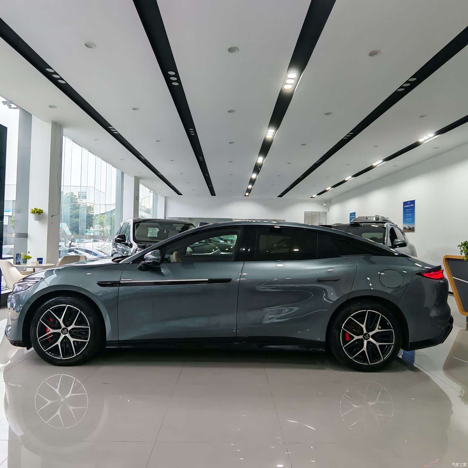BYD Han, 2025 11