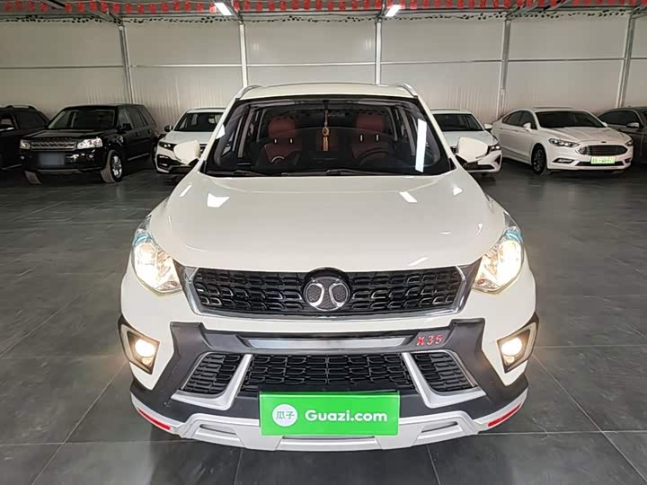BAIC shen bao X35 2016 1.5L МКПП Luxury