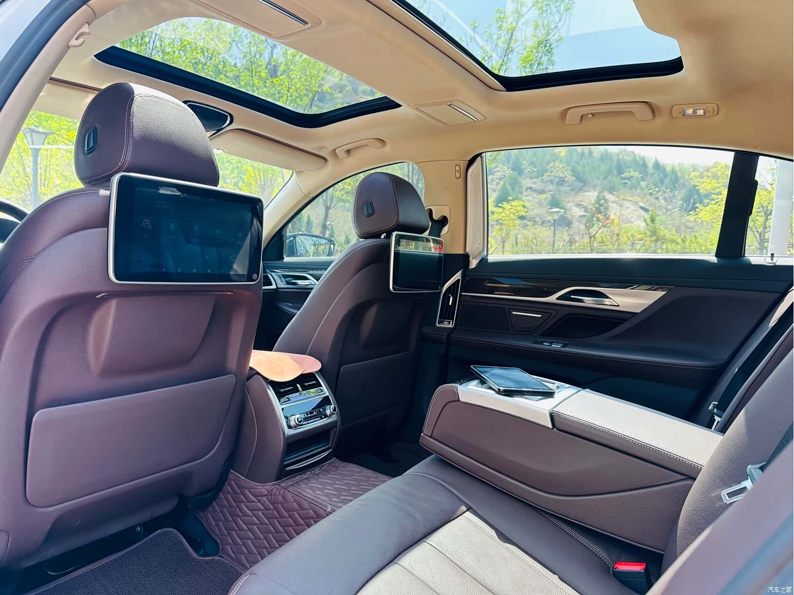 BMW 7 Series, 2016 8