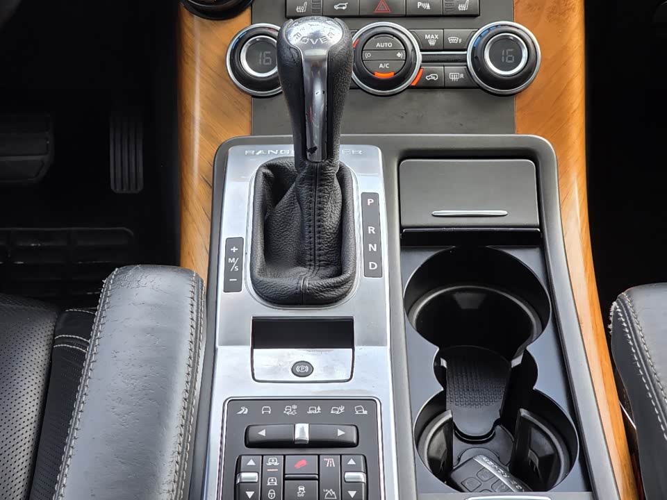 Land Rover Range Rover Sport Land Rover Range Rover Sport