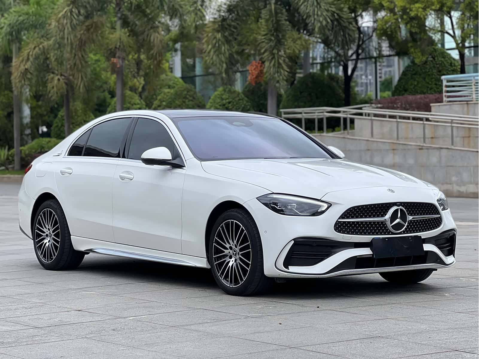 Mercedes-Benz C-Class, 2024 8