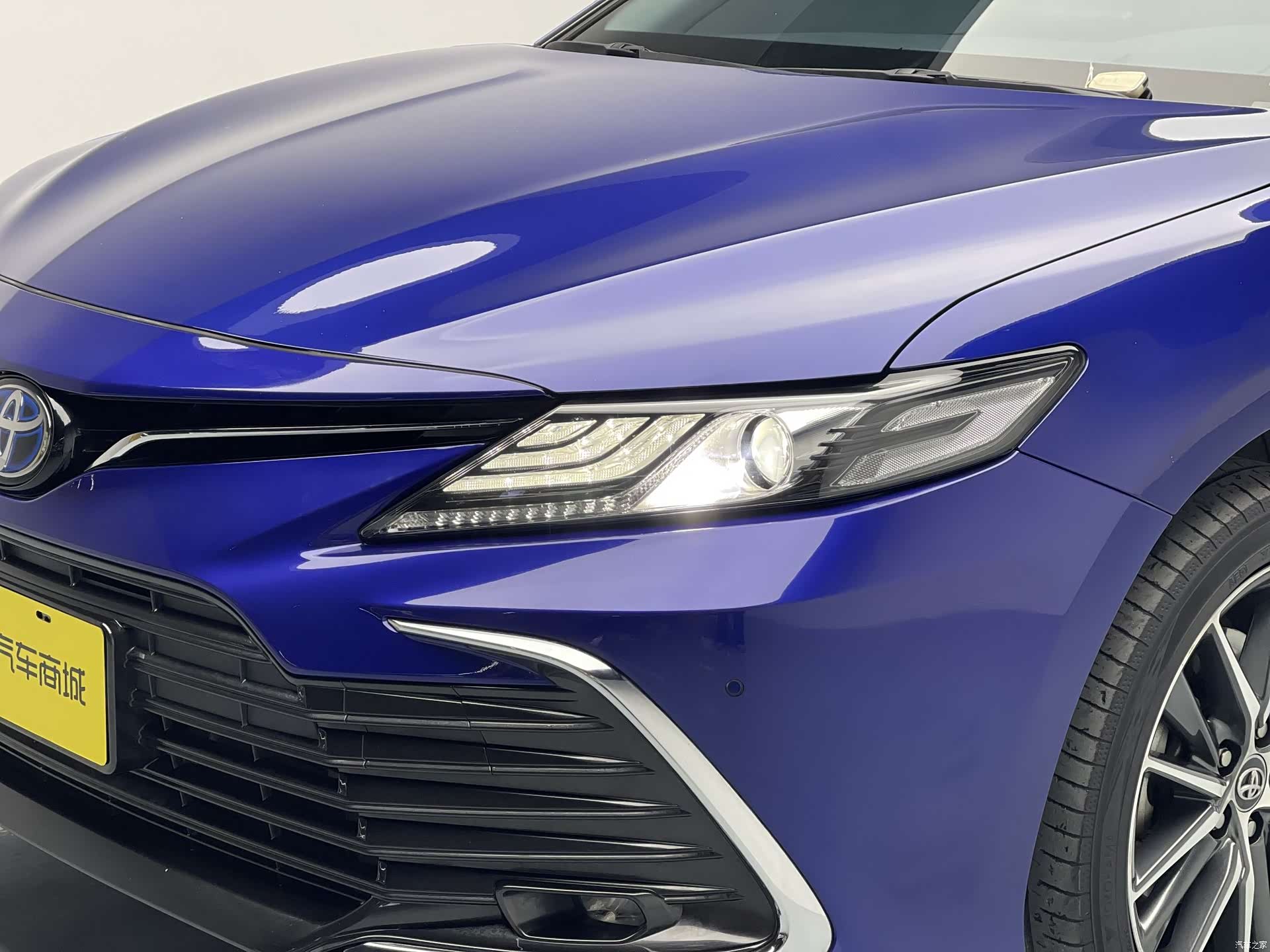 Toyota Camry, 2023 12
