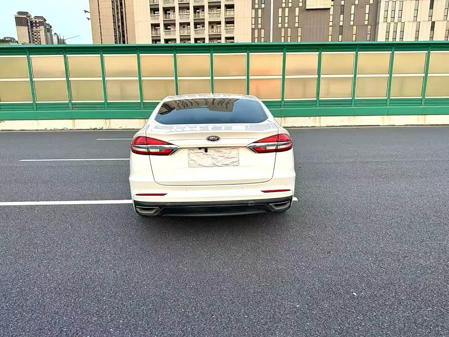 Ford Mondeo 2019, фото 8