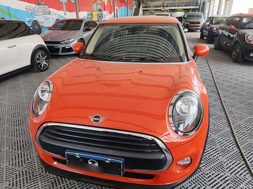 Mini ONE, 2019 3