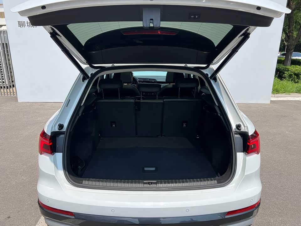 Audi Q3 Audi Q3