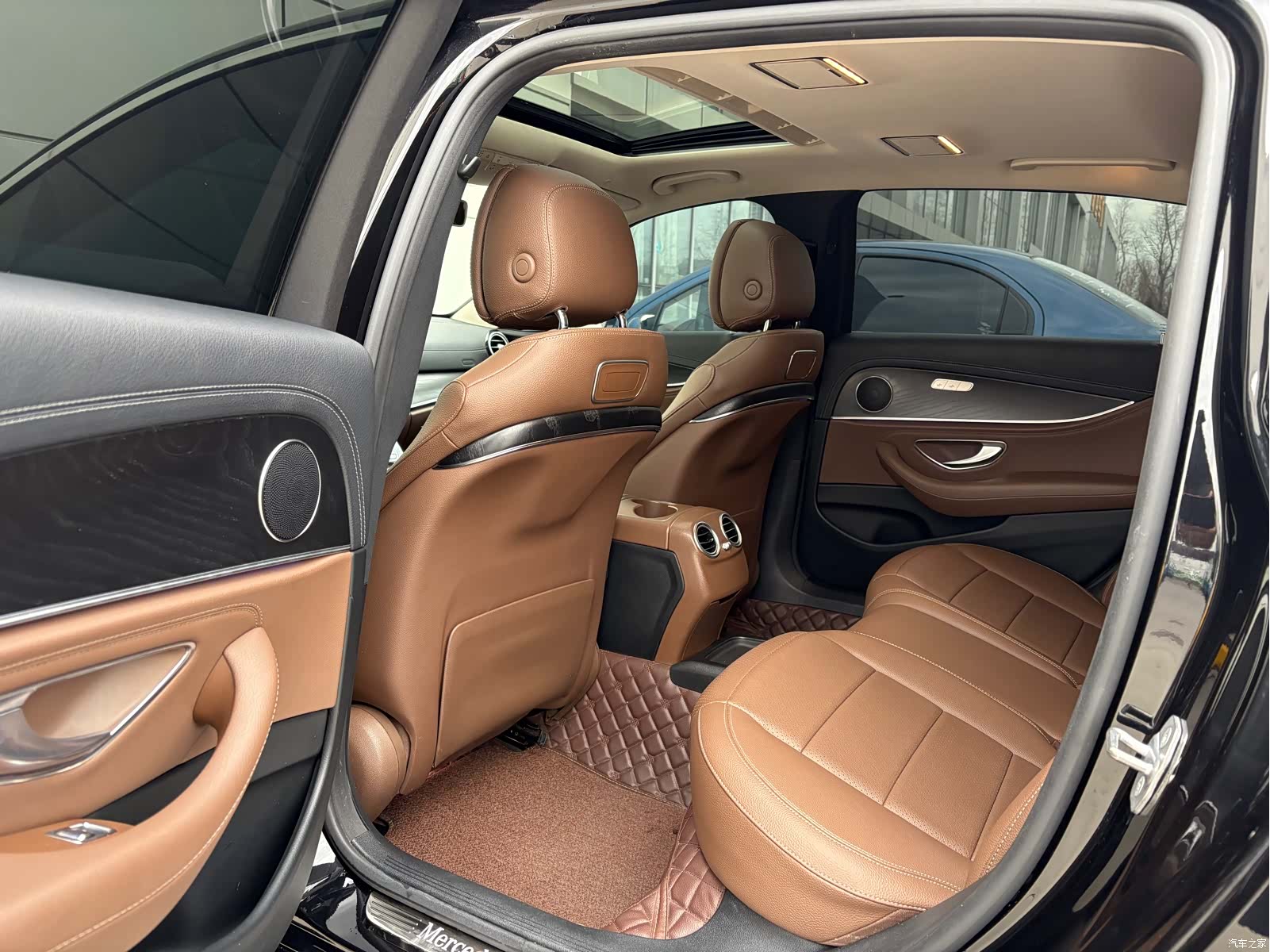 Mercedes-Benz E-Class, 2018 8