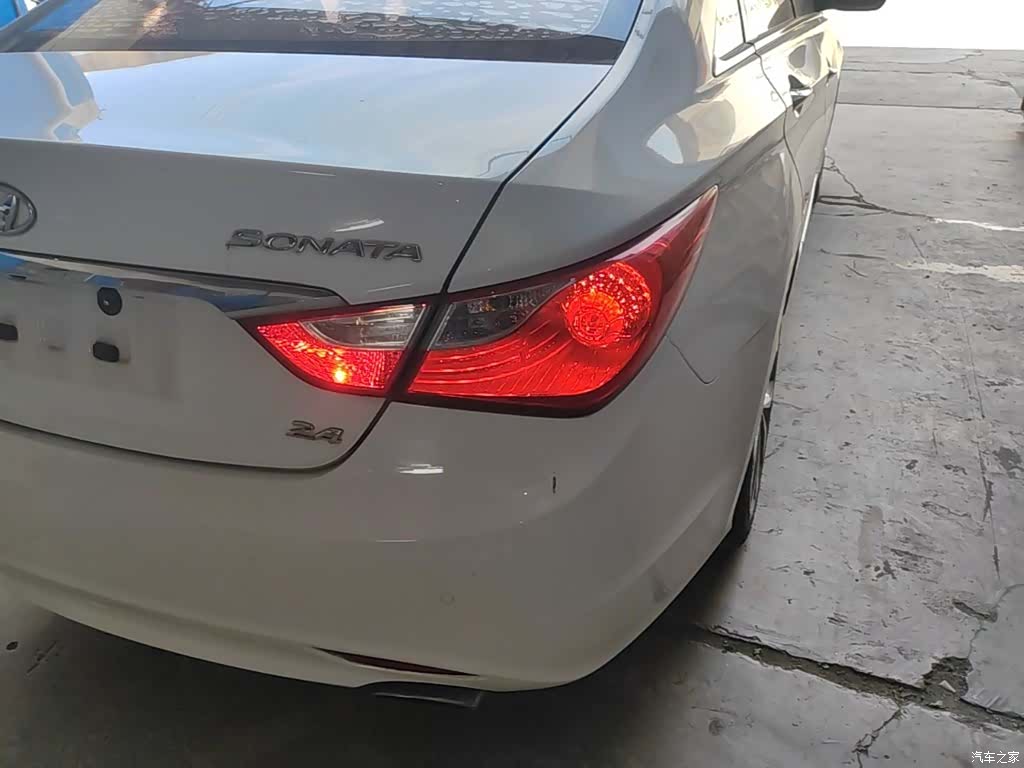 Hyundai Sonata, 2014 8