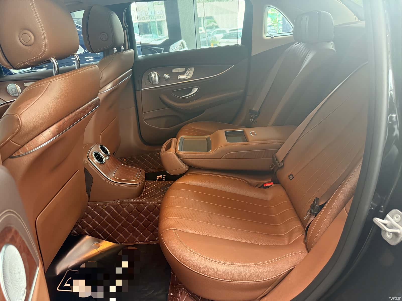 Mercedes-Benz E-Class, 2022 6