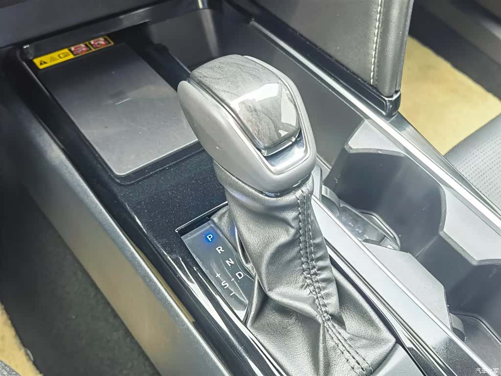 Toyota Camry, 2024 12