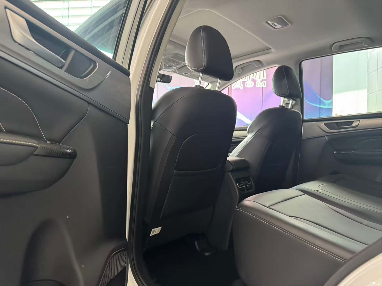 Haval M6, 2022 15