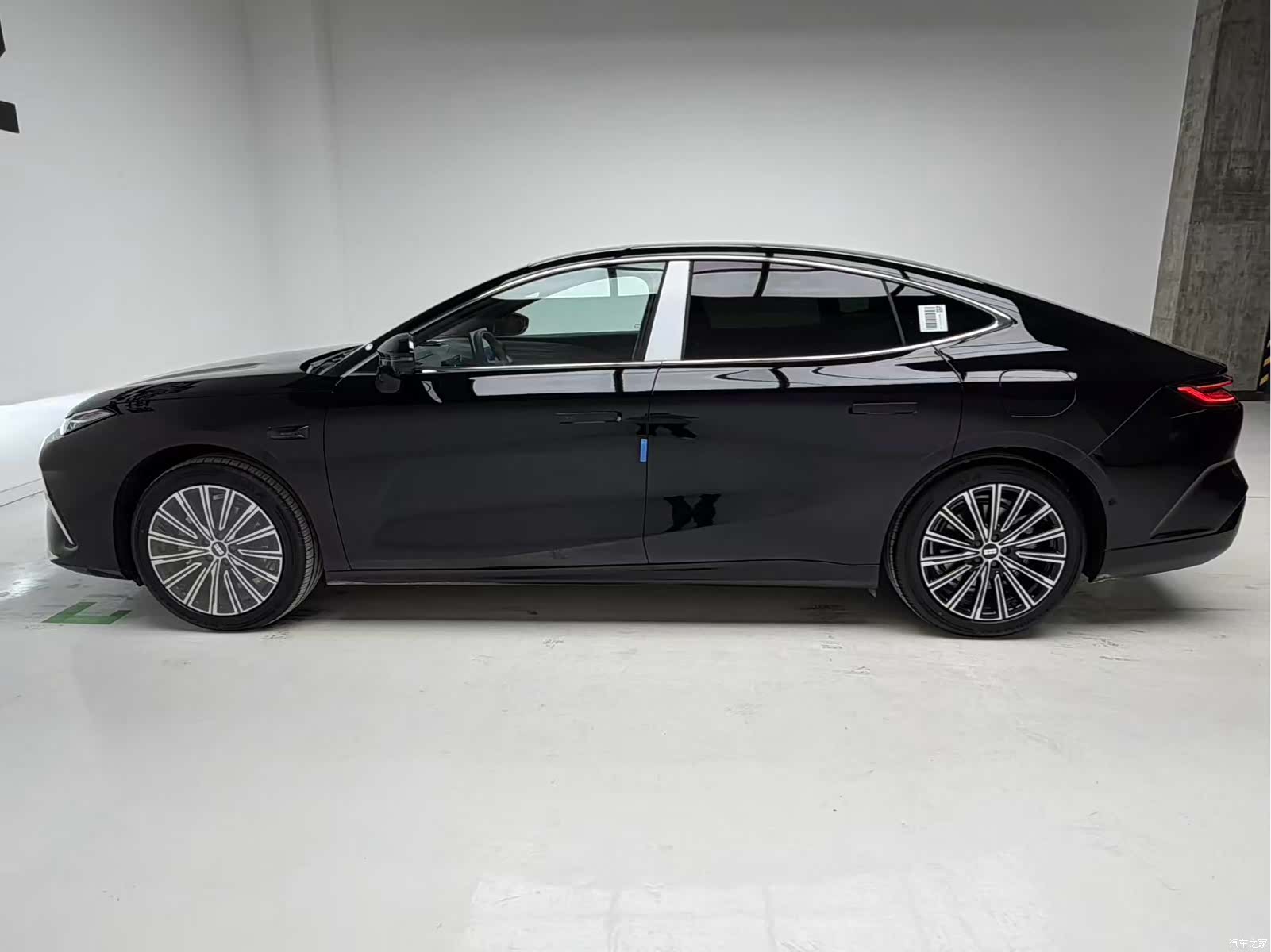 Geely 8, 2025 9