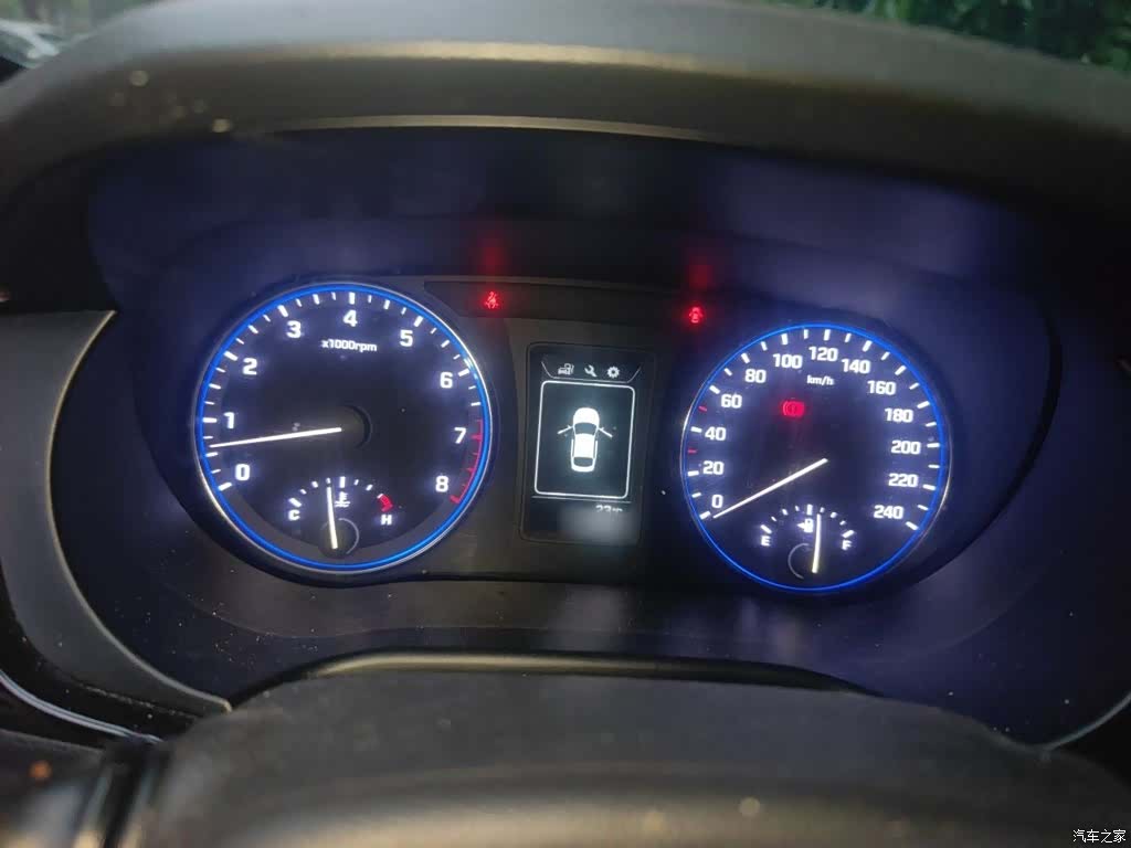 Hyundai GL, 2014 4