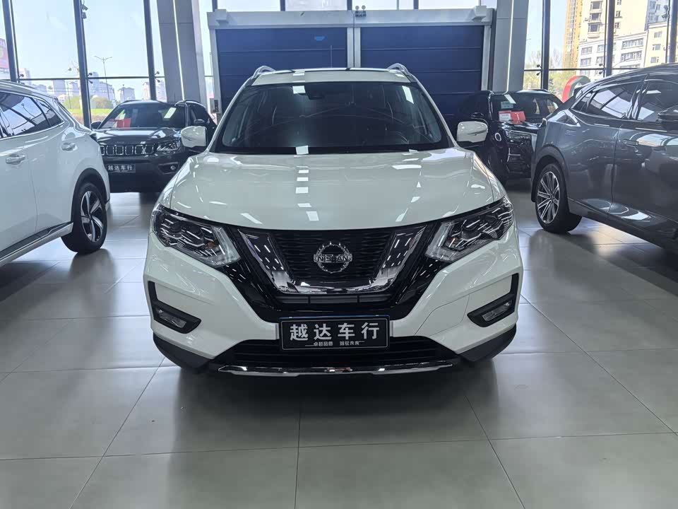 Nissan Qijun