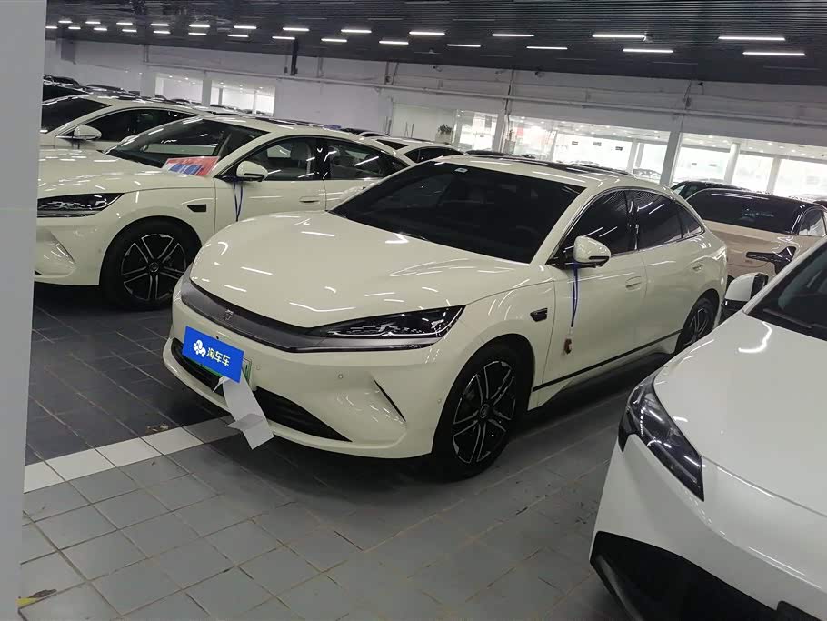 BYD Qin L