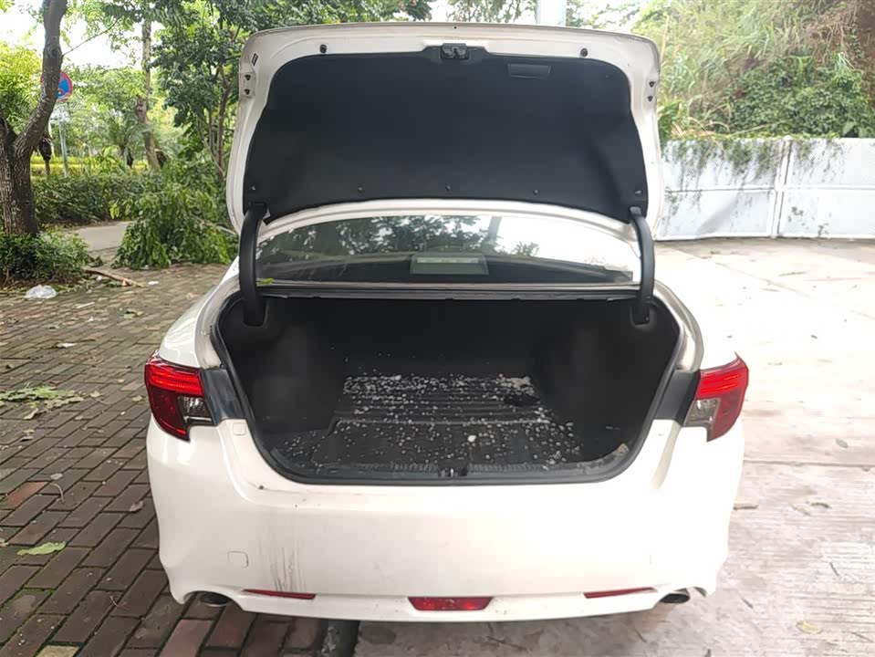 Toyota Reiz Toyota Reiz